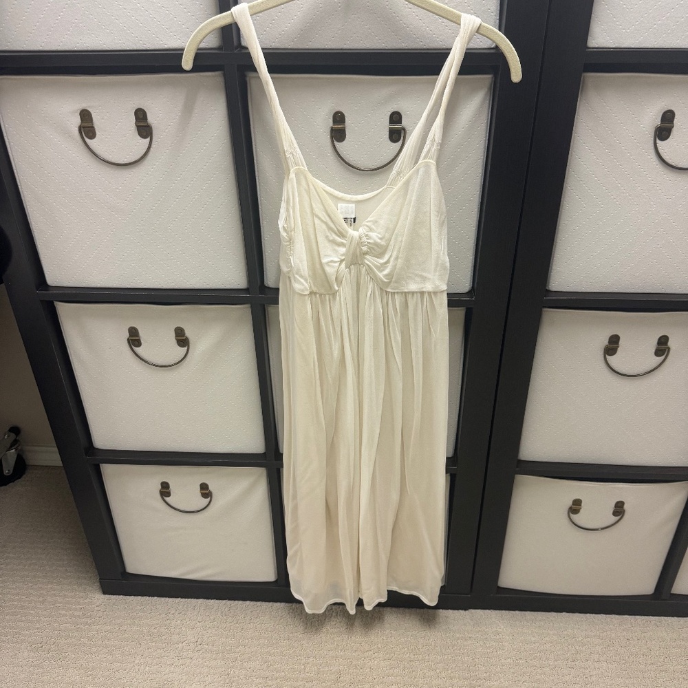 THEORY WHITE SLEEVELESS DRESS